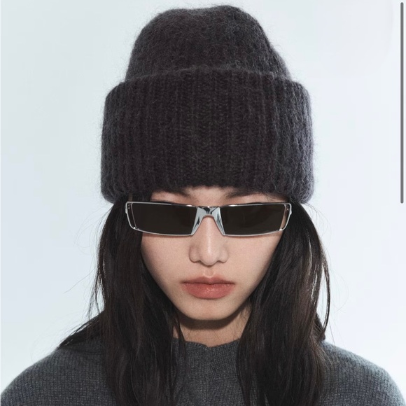 MOHAIR-BLEND BEANIE - Picture 2 of 4